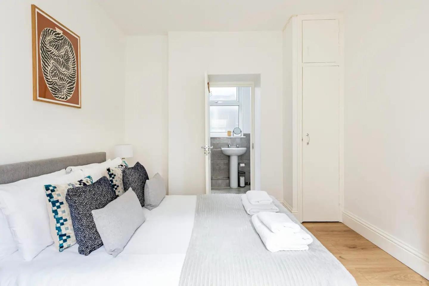 Stylish One Bedroom Apartment In Greater London Exterior photo