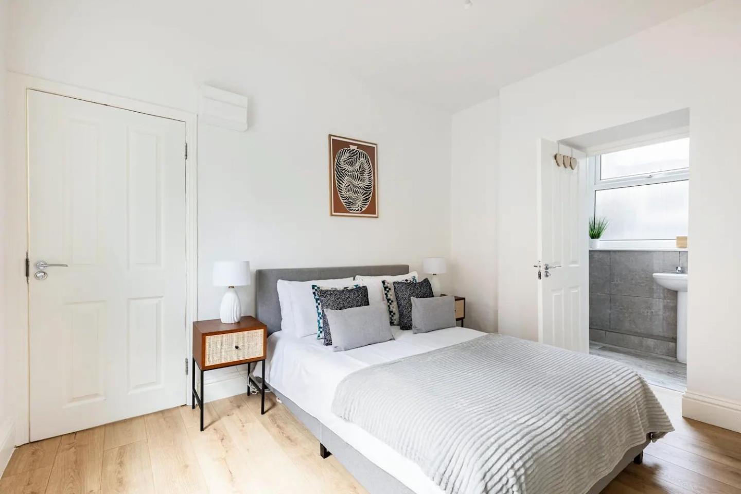 Stylish One Bedroom Apartment In Greater London Exterior photo